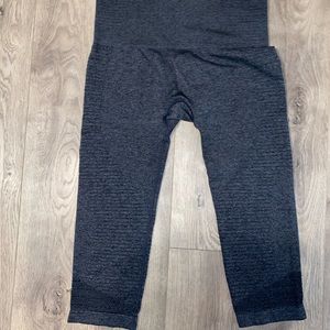 GymShark crop leggings L